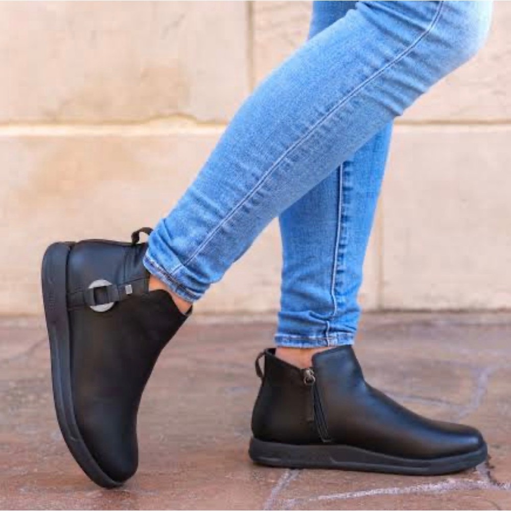 KURU Tempo Black Leather Ankle Boots Comfort Walking Shoes Size 10